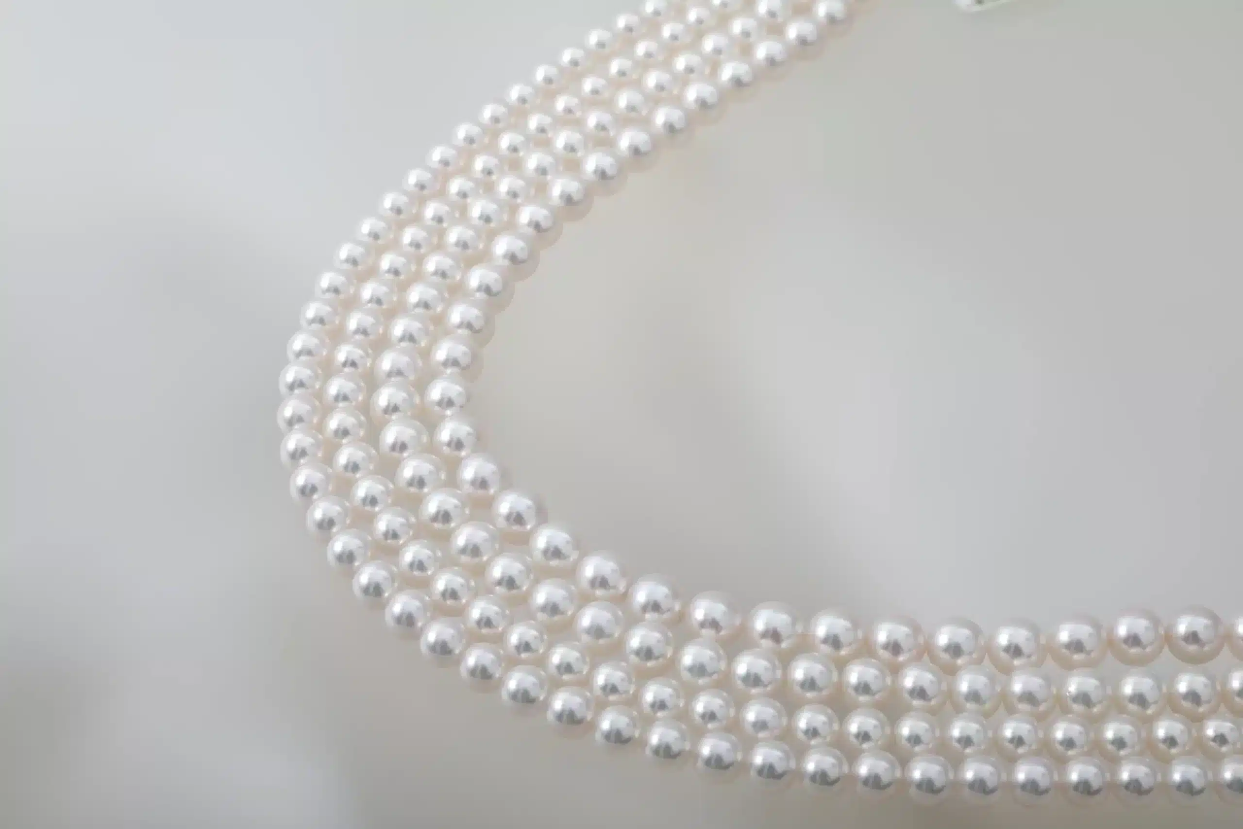 Pearl FALCO’s Insider Buyer Guide to Blue Mabe Pearl Jewelry